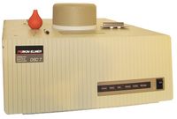Perkin Elmer DSC 7 (RT bis 500 °C / 600 °C) 